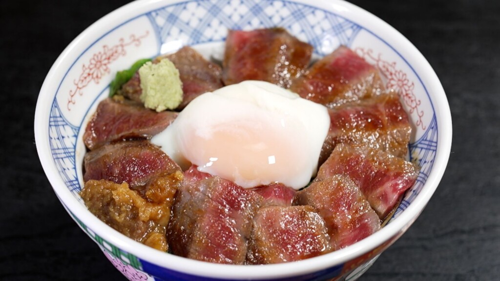 熊本の赤うし丼