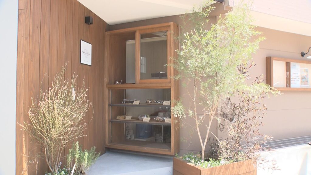 焼き菓子とケーキのお店 Linen.