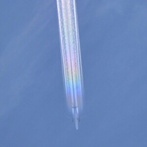 幻想的な飛行機雲