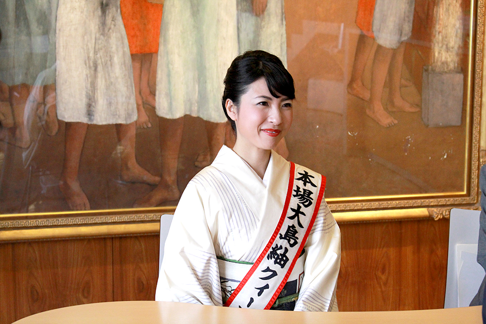 「伝えたい、美・鹿児島」本場大島紬クイーン讃井ゆかりさんが“紡いでいく”伝統美。